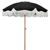 AMMSUN sombrilla boho frente mostrando flecos y cobertura elegante