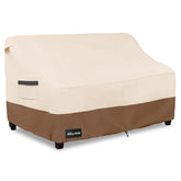 ANartcle funda frontal beige y marrón protegiendo sofá de patio