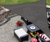 AsterOutdoor toldo frontal graphite mostrando cobertura y diseño estético