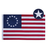 Bandera Bradford Betsy Ross frontal mostrando diseño histórico y presencia exterior