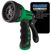 Dramm revolver vista frontal mostrando boquilla y beneficios de durabilidad