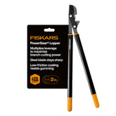Fiskars lopper frontal mostrando diseño largo y potencia de corte