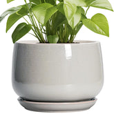 G EPGardening maceta frontal mostrando forma redonda y acabado elegante