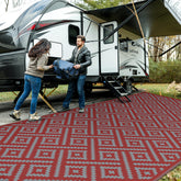 GENIMO alfombra exterior frontal mostrando diseño rojo y gris, aspecto resistente