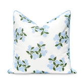 Hofdeco Premium frente de funda hydrangea azul bebé, aporta estilo costeño