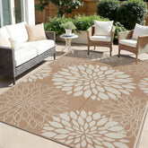 Ileading vista frontal de la alfombra 6x9 mostrando patrón floral y borde resistente