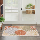Nourison alfombra Aloha frontal mostrando patrón floral y uso inmediato
