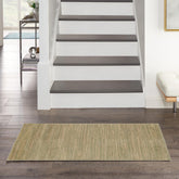Nourison vista frontal de la alfombra verde dorado aporta elegancia y durabilidad