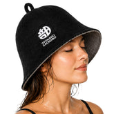 OTONANOSAUNABU frontal del gorro mostrando diseño limpio y protección