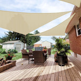 Patio Paradise vista frontal del toldo beige mostrando cobertura y sombra