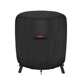 Porch Shield vista frontal de la funda protegiendo un fire pit, mantiene limpio