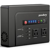 powkey vista frontal mostrando salidas AC y chasis resistente, portabilidad segura