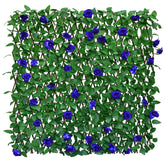 Sumery panel frontal mostrando hiedra artificial y flores azules para privacidad