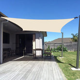 SUNNY GUARD vista frontal del toldo rectangular que ofrece sombra amplia