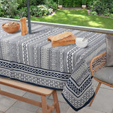 Virtumob vista frontal del mantel en mesa, protección y estilo boho