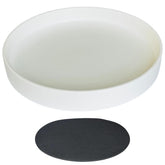 Yukfona plato cerámica frontal mostrando acabado esmaltado y diseño elegante