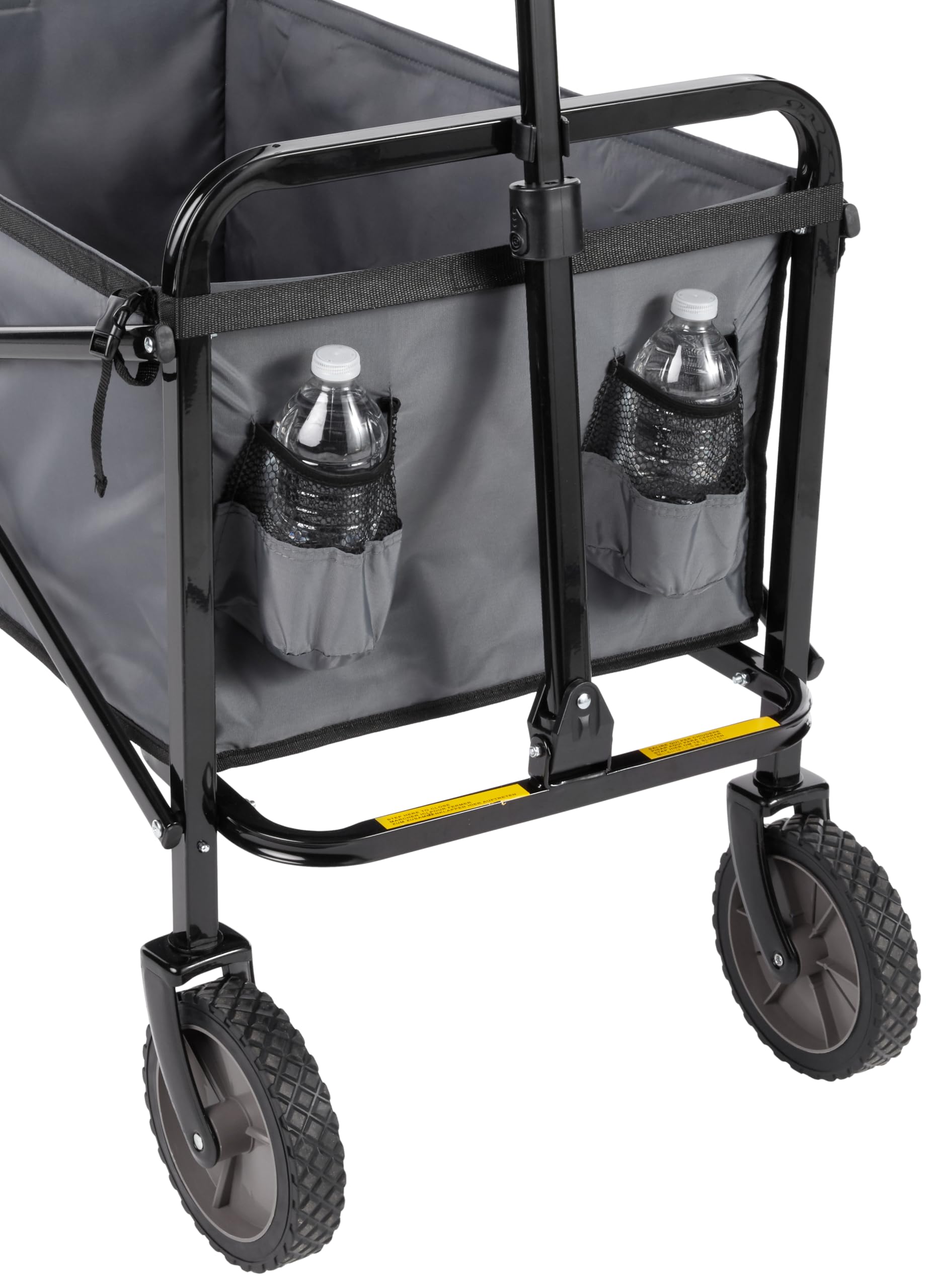 Amazon Basics carro en uso en camping transportando equipo con facilidad