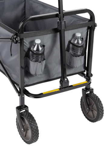 Amazon Basics carro en uso en camping transportando equipo con facilidad
