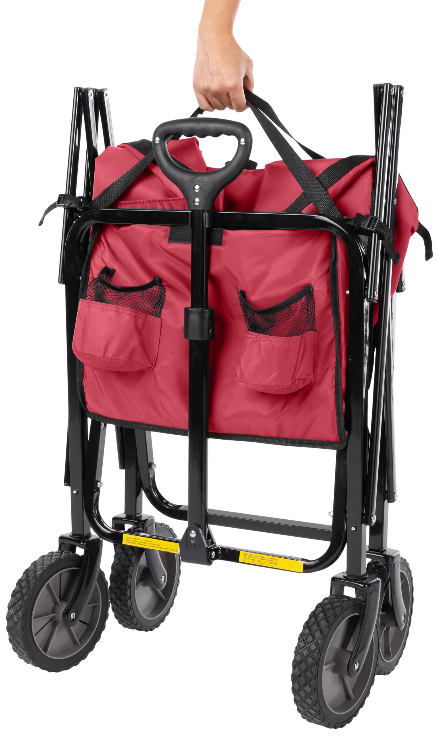 Amazon Basics carrito en camping cargado con equipo, facilita transporte de materiales