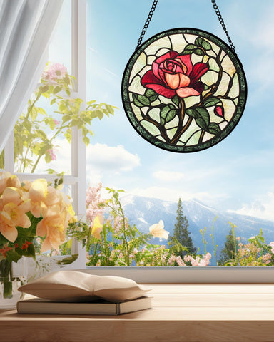 AMDERVEN primer plano de la rosa en vitral resaltando detalle artístico