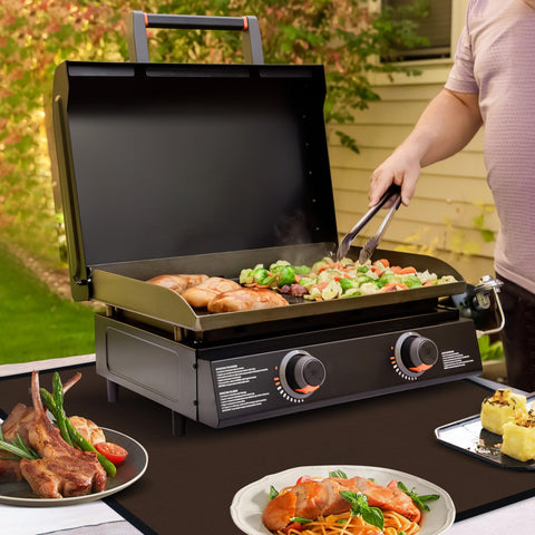 Amerbro ambiente exterior mostrando limpieza y protección durante barbacoa