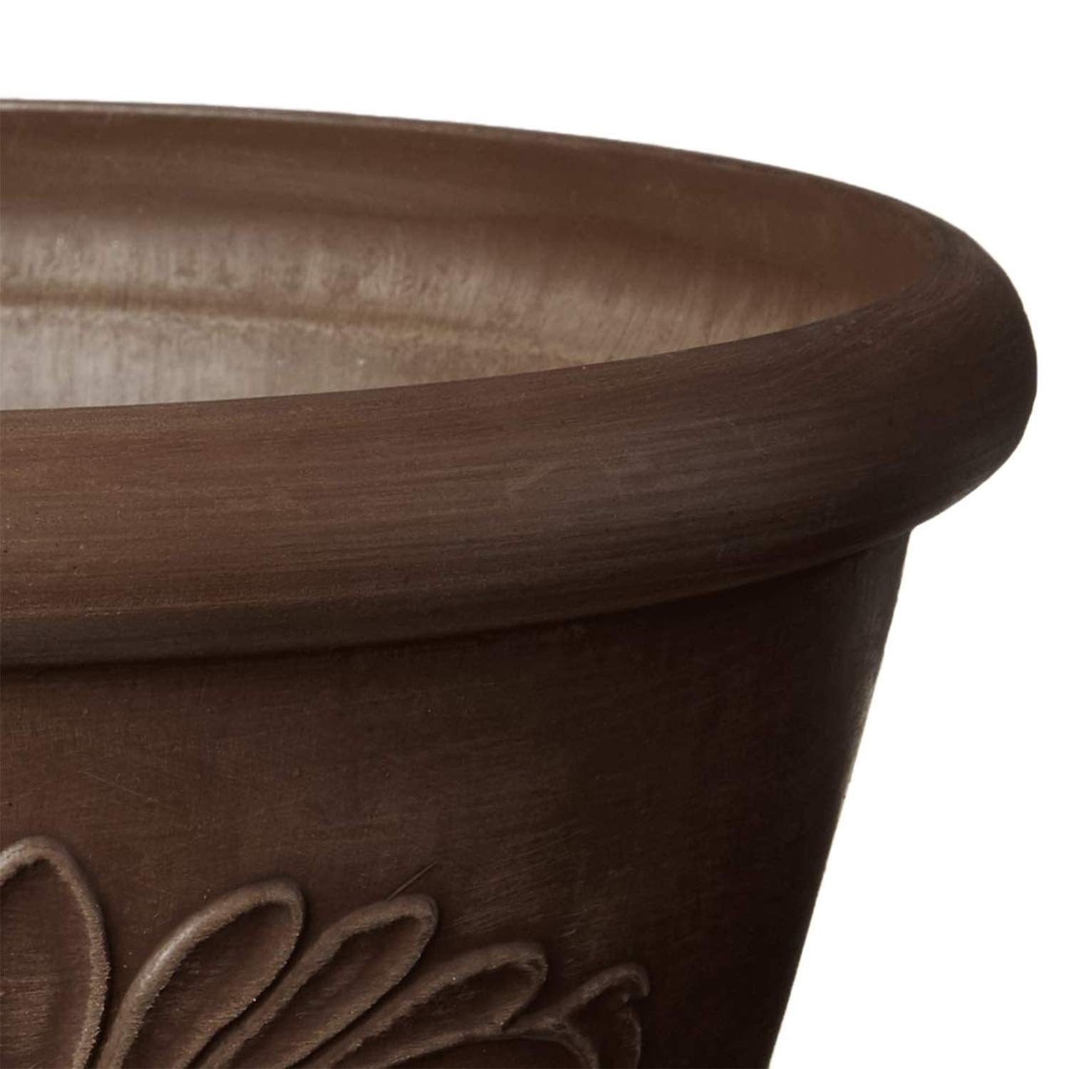 Arcadia Garden Products textura PSW cercana, beneficio de resistencia y aspecto tipo piedra
