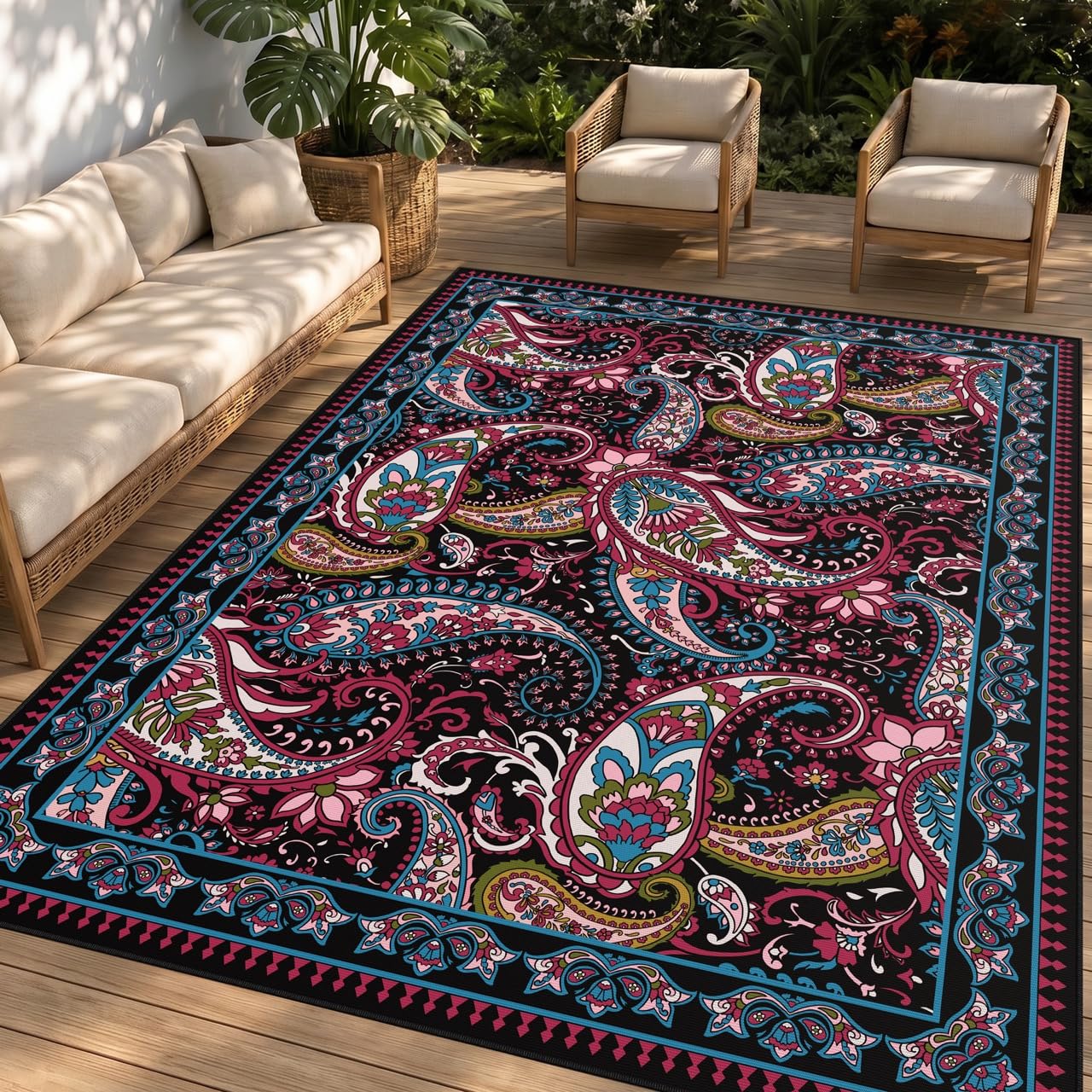Arenarug vista frontal magenta paisley aporta estilo y color duradero