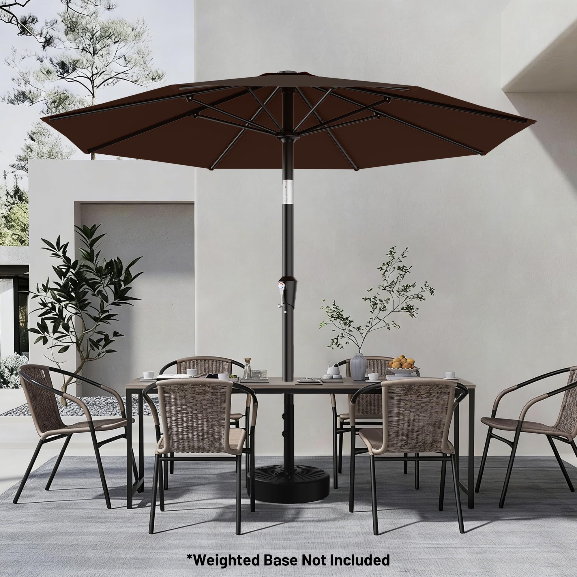 AreShark sombrilla instalada sobre mesa de patio ofreciendo sombra cómoda