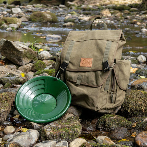 ASR Outdoor kit en uso en río para prospección fácil y portátil
