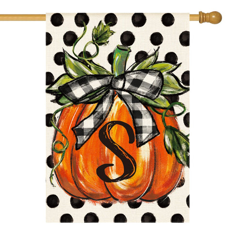 AVOIN colorlife bandera frontal mostrando monograma S y calabaza vibrante