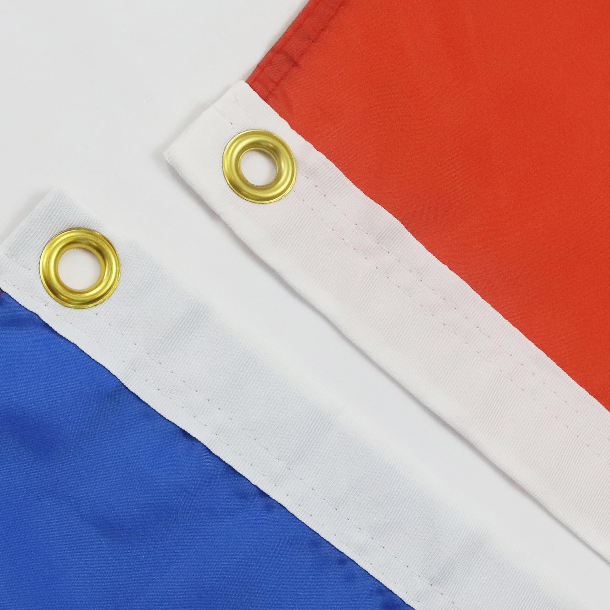AZ FLAG primer plano de costuras dobles que ofrece mayor resistencia y durabilidad