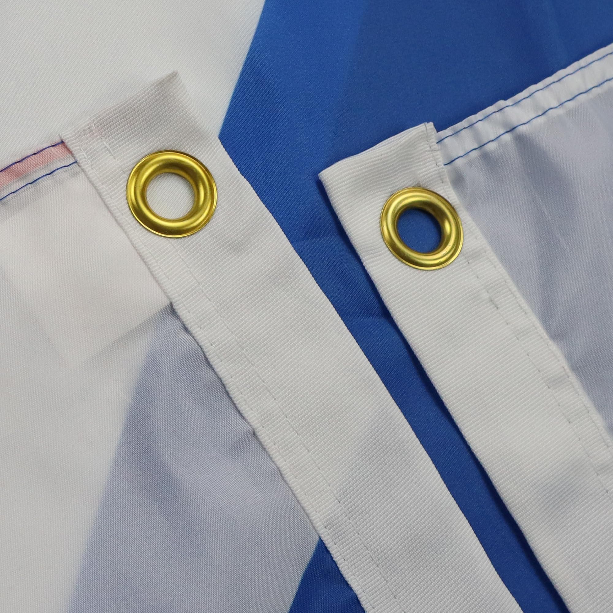 AZ FLAG detalle de costuras reforzadas que aporta mayor durabilidad