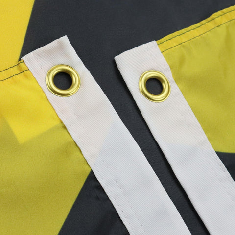 AZ FLAG detalle de costuras reforzadas, acabado duradero