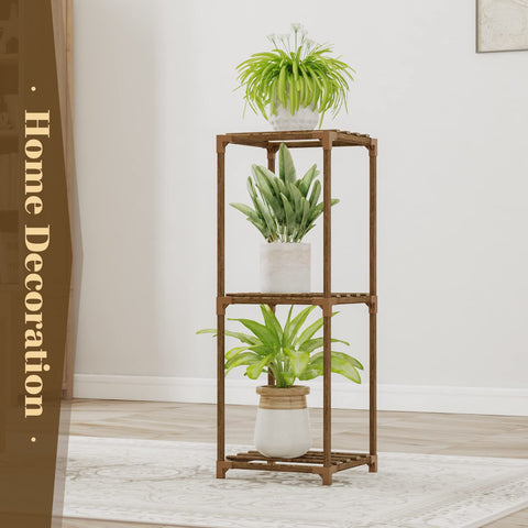 Bamworld comparación de tamaño junto a una silla para escala visual