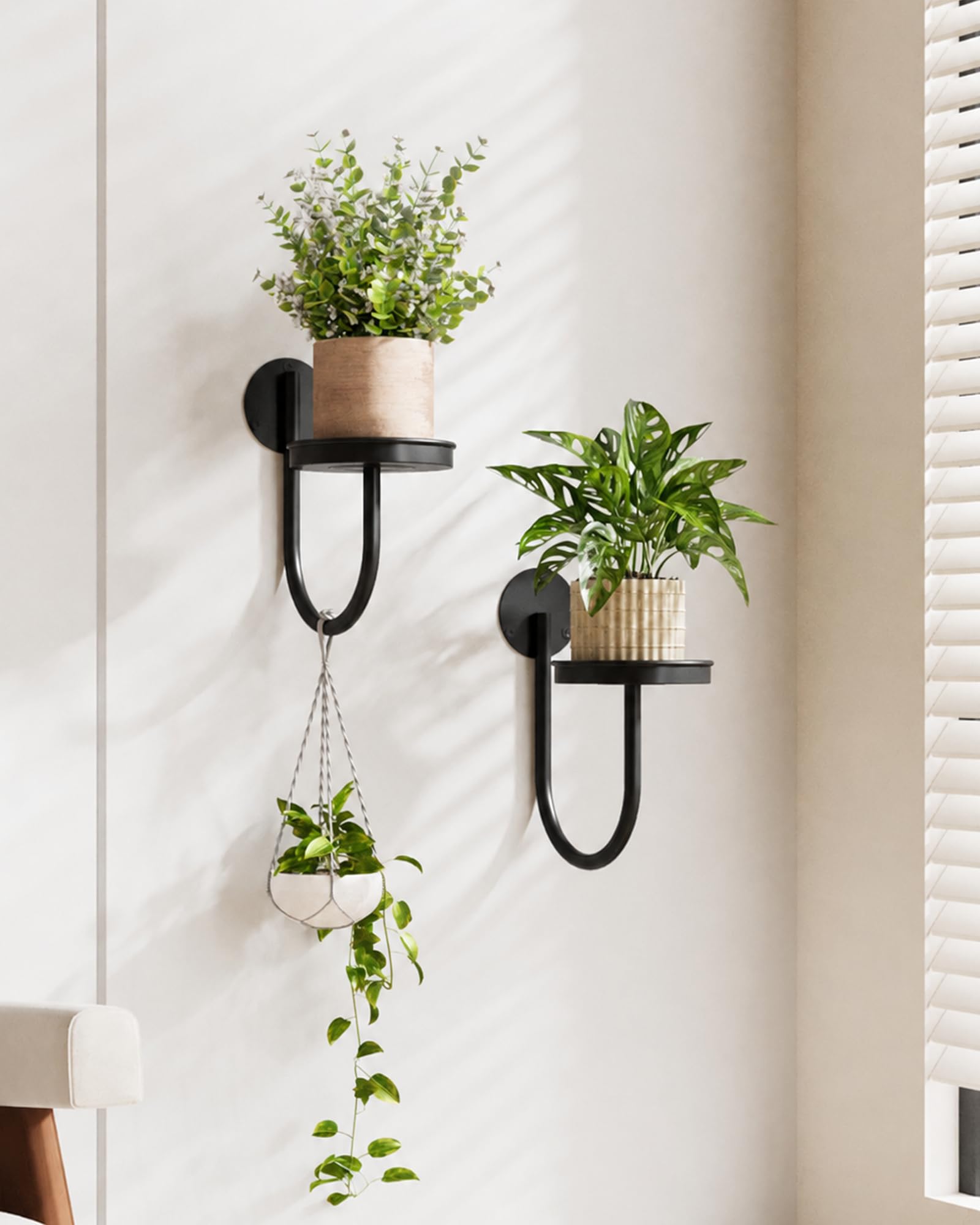 Bamworld soporte instalado con maceta en uso para ahorro de espacio