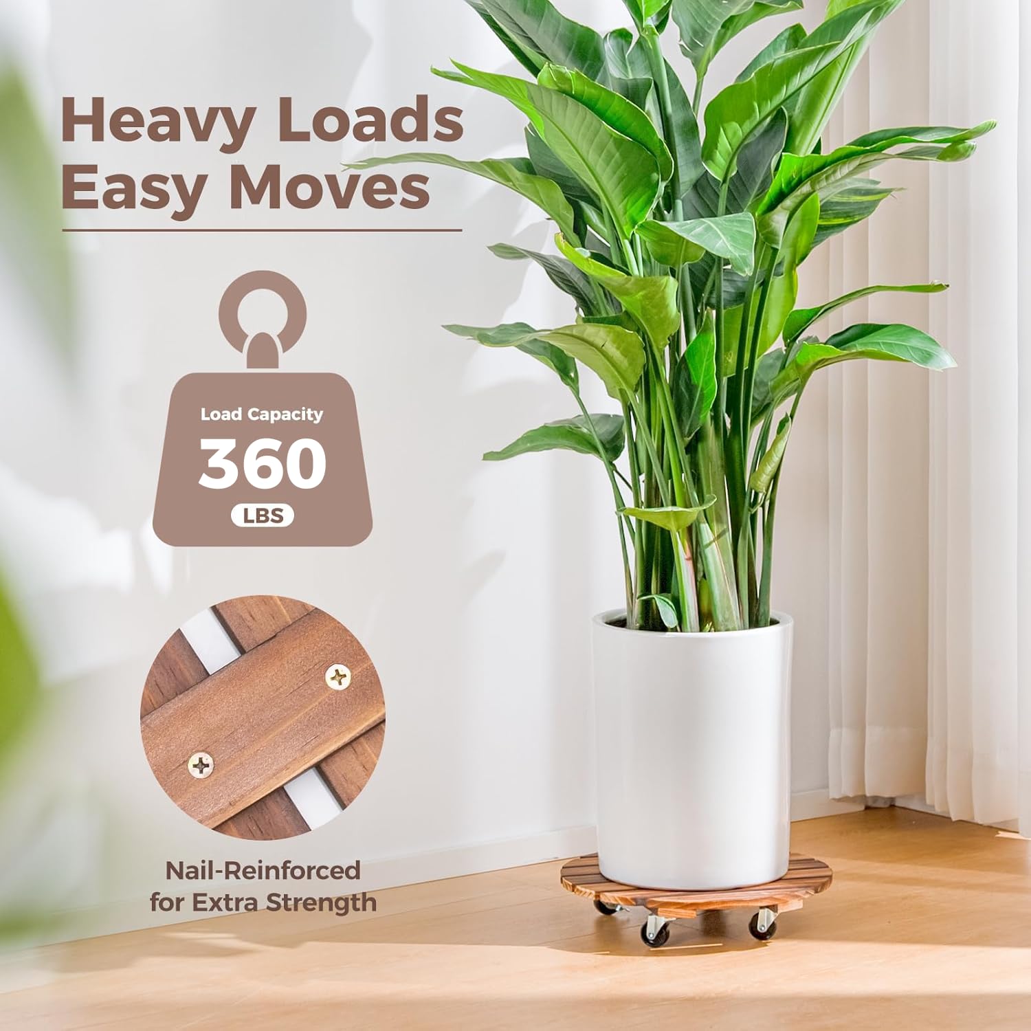 Bamworld plant caddy en terraza moviendo una maceta grande fácilmente