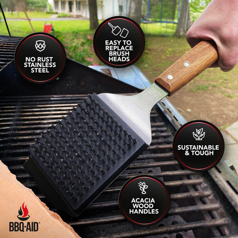 BBQ-Aid uso en parrilla de porcelana limpiando sin rayar, mantiene acabado