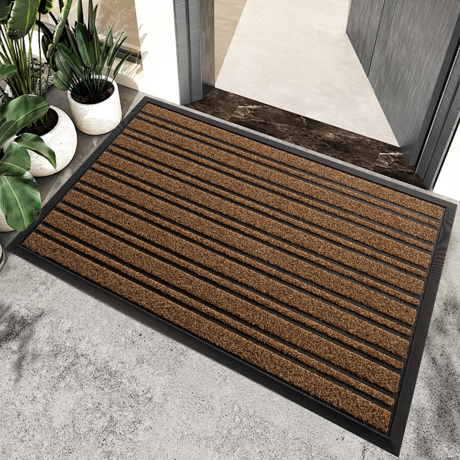 BEHERO felpudo frontal beige marrón con diseño elegante y práctico