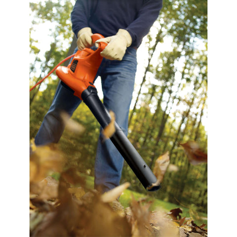 BLACK+DECKER BV3600 etiqueta con especificaciones de 12 amperios y 230 mph