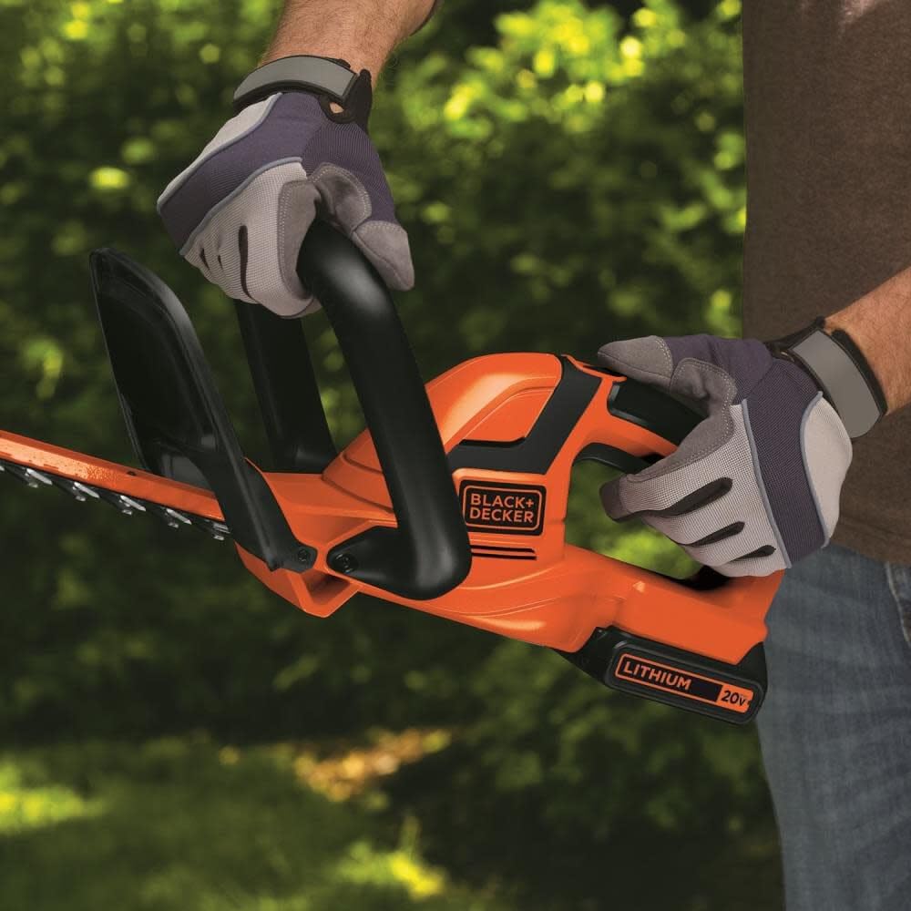 BLACK+DECKER primer plano de cuchillas de acero dual de 22 pulgadas para cortes uniformes
