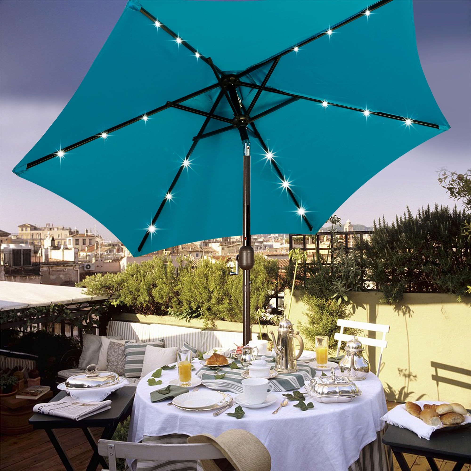 Blissun comparación de tamaño junto a mesa de patio para referencia