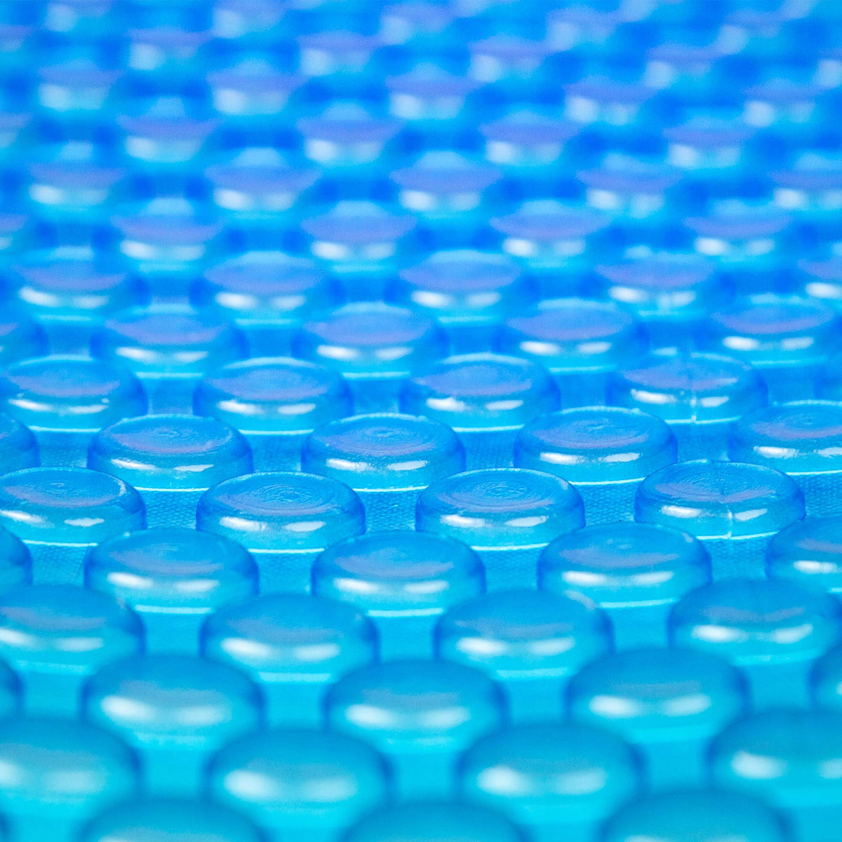 Blue Wave vista frontal de la cubierta rectangular que conserva calor