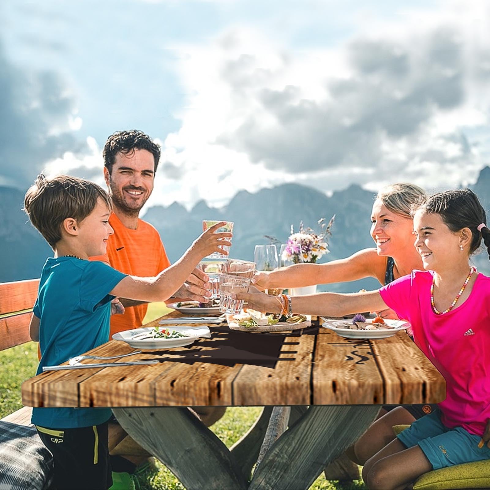 Britown mesa de camping con funda en escena al aire libre, uso práctico