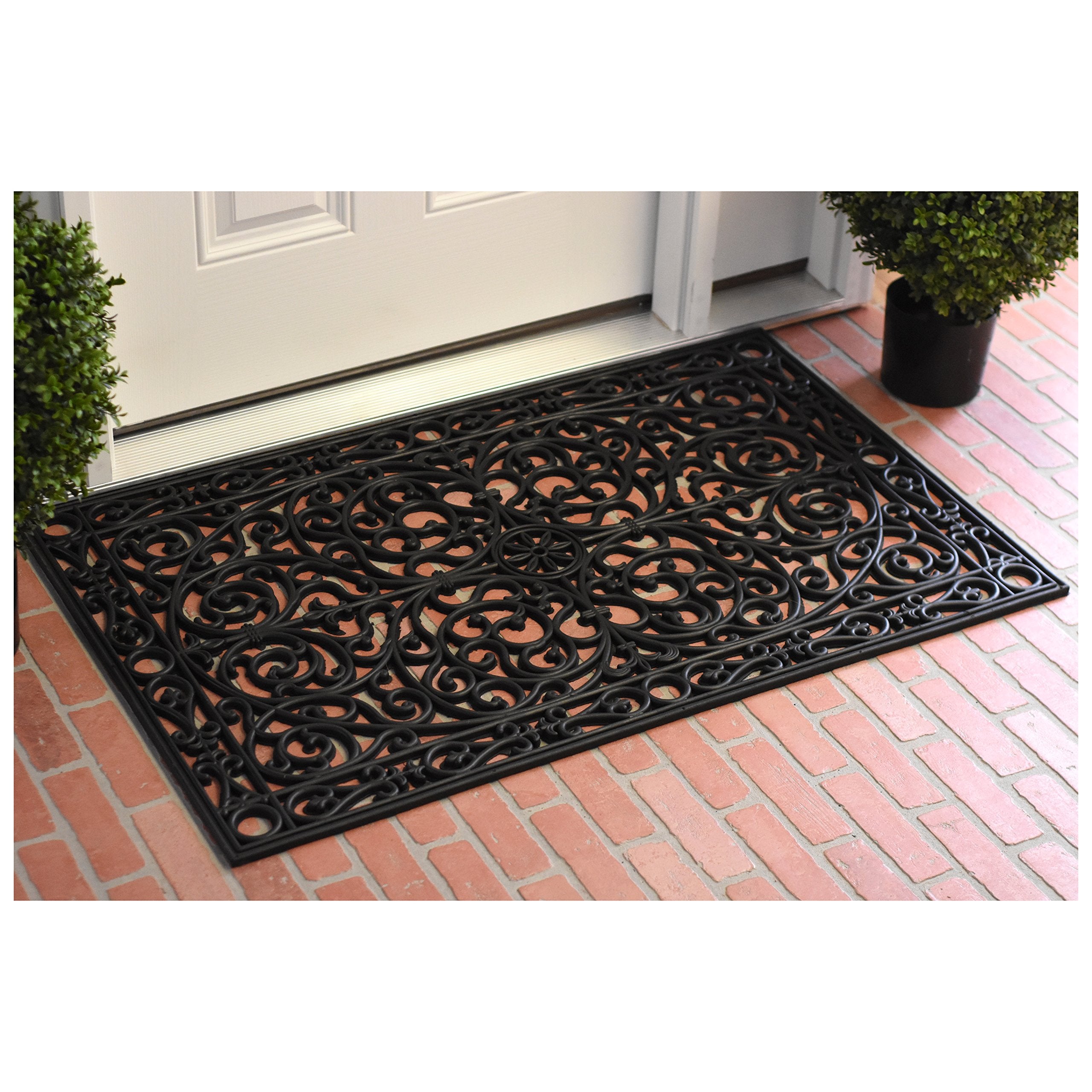 Calloway Mills felpudo Gatsby junto a puerta mostrando protección contra suciedad