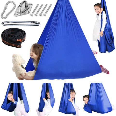 Chihee vista frontal del columpio mostrando diseño y forma envolvente, ideal para calma