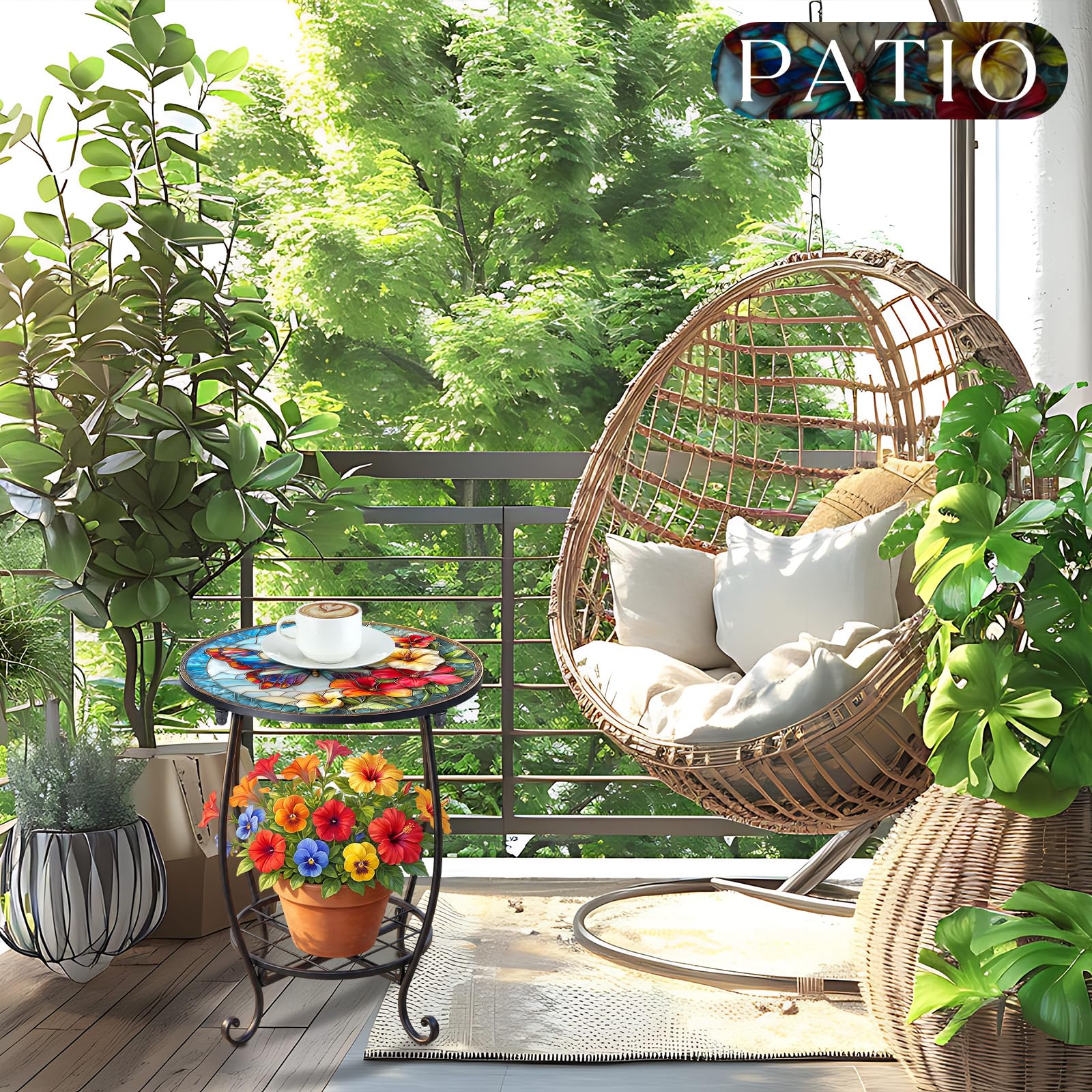 Cinnvoice mesa en patio sosteniendo plantitas y taza útil