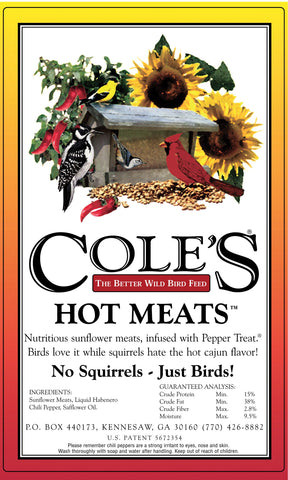 Cole's Hot Meats en comedero, mantiene visitantes solo aves