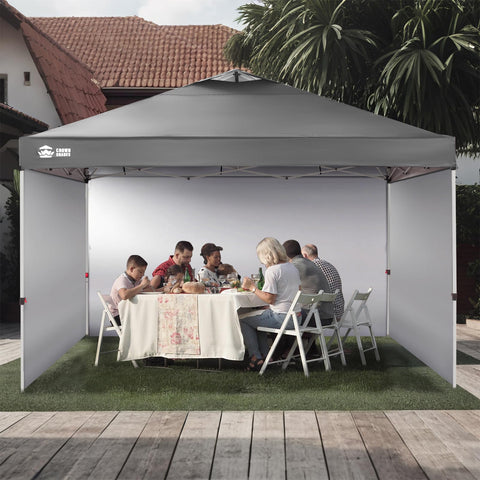 CROWN SHADES escenario de evento al aire libre demostrando funcionalidad