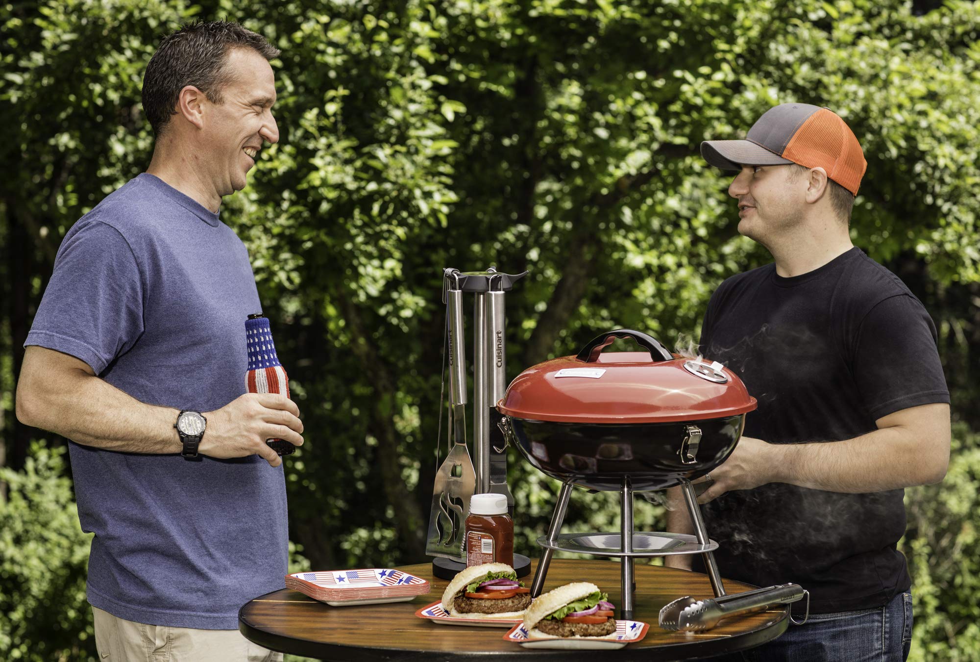 Cuisinart parrilla montada en patio pequeño ideal para balcones