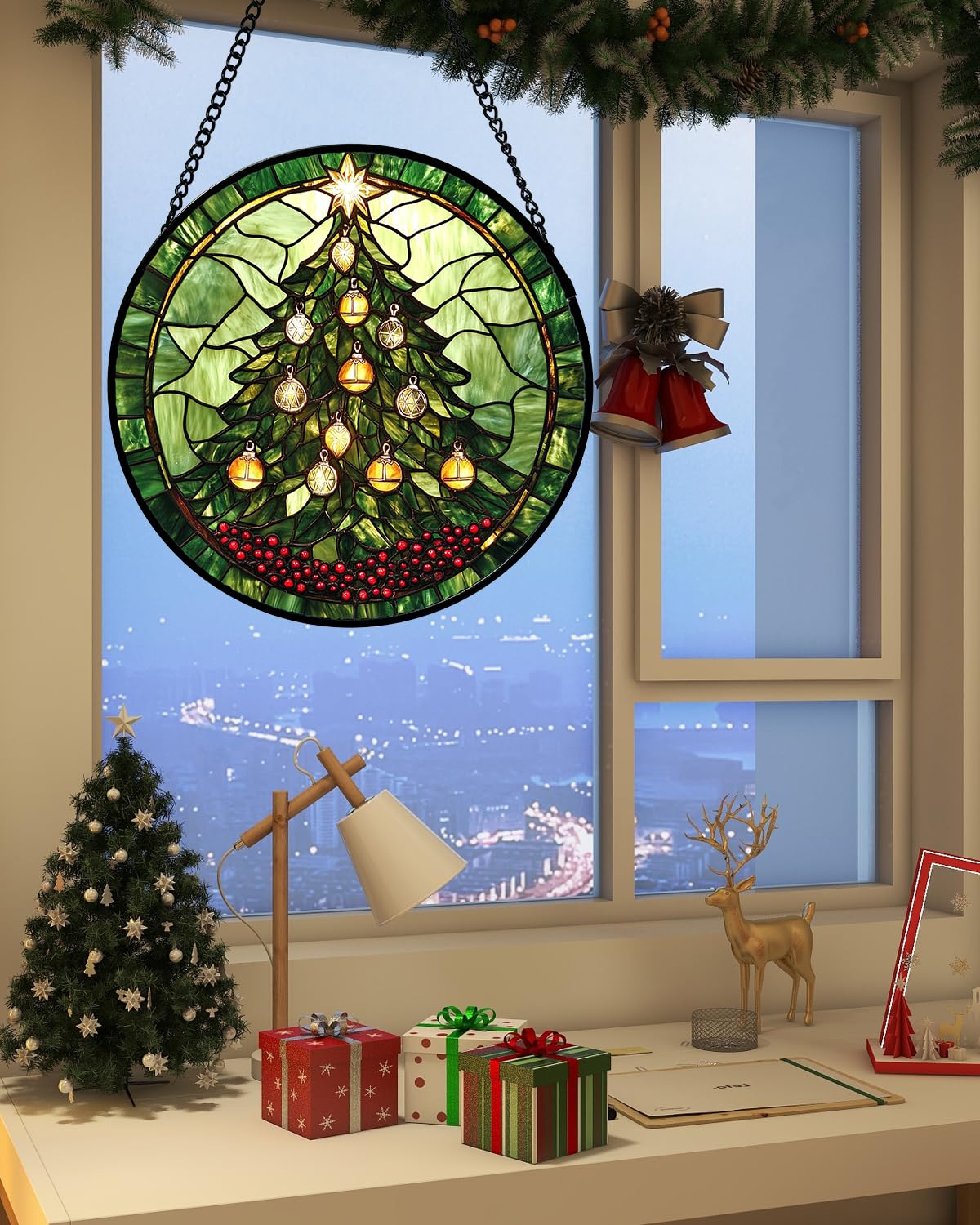 DASTOLL colgado en árbol de Navidad, aporta encanto y brillo